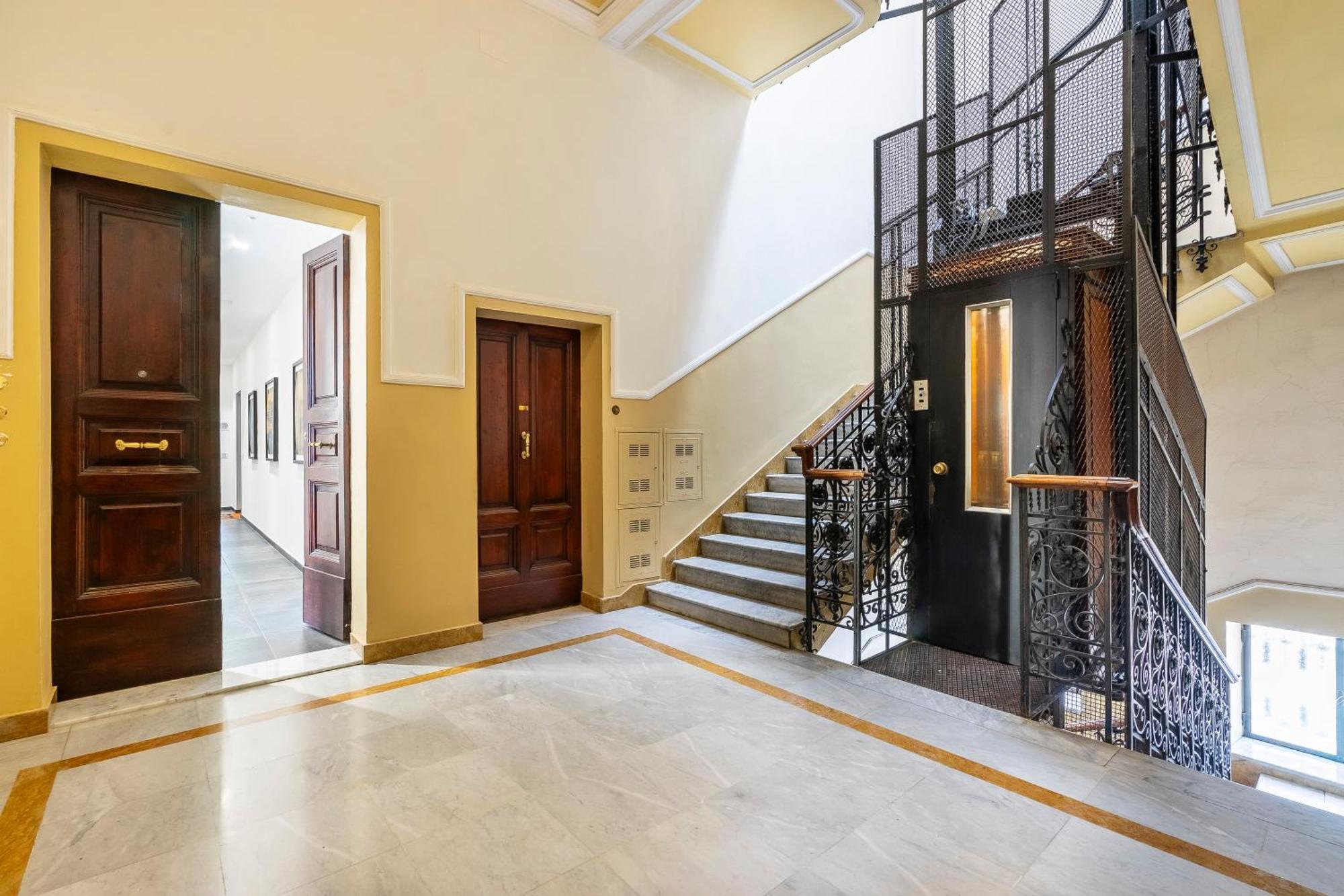 San Marco White Appartamento Luxury Con Garage Su Richiesta Firenze Eksteriør bilde
