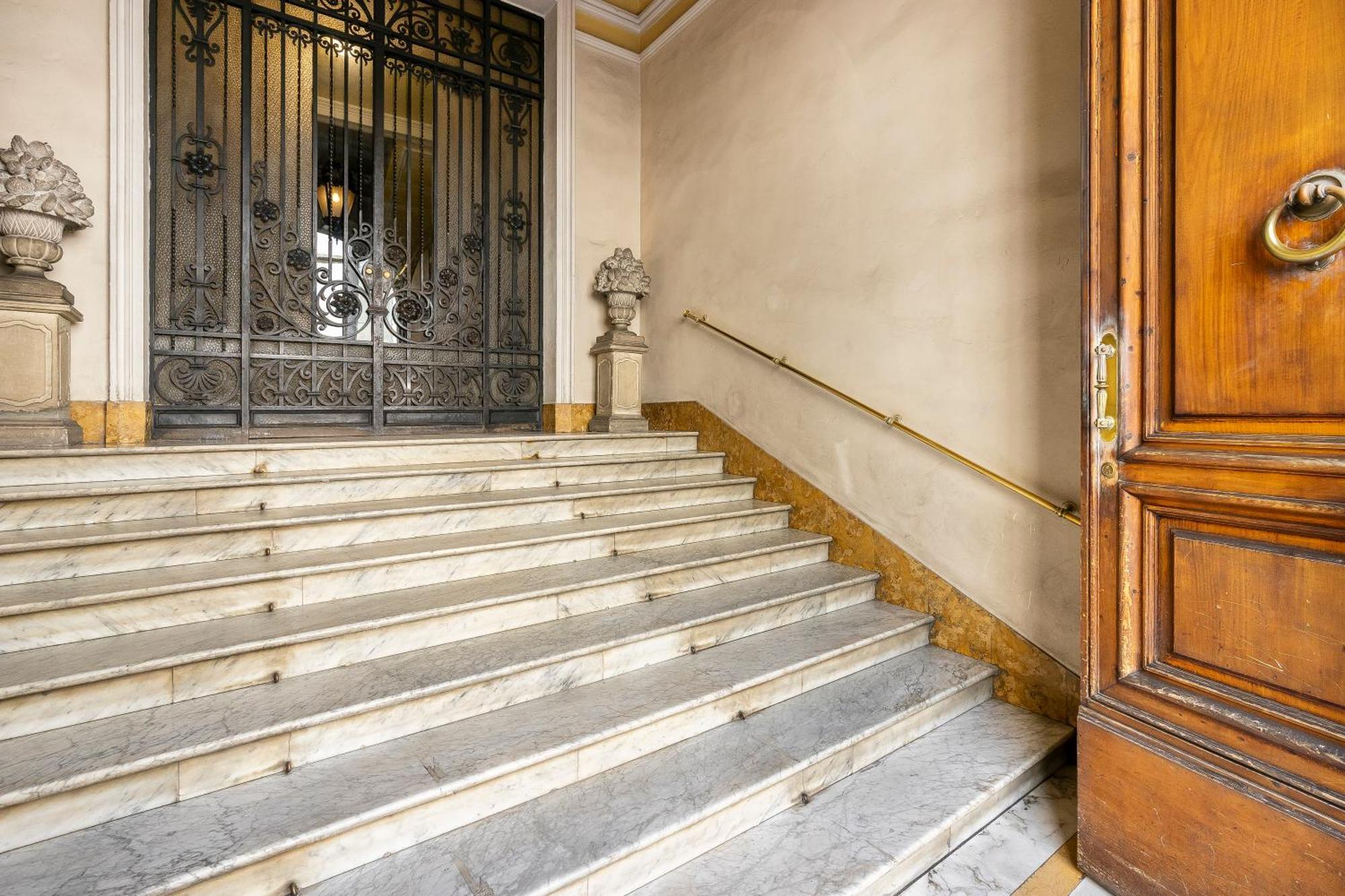 San Marco White Appartamento Luxury Con Garage Su Richiesta Firenze Eksteriør bilde